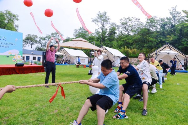 顶级配资 金石滩一文旅网红露营地纳客