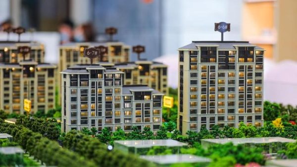 文商期货配资 张捷财经观察 | 楼市走向分化，头部房企布局黄金地块